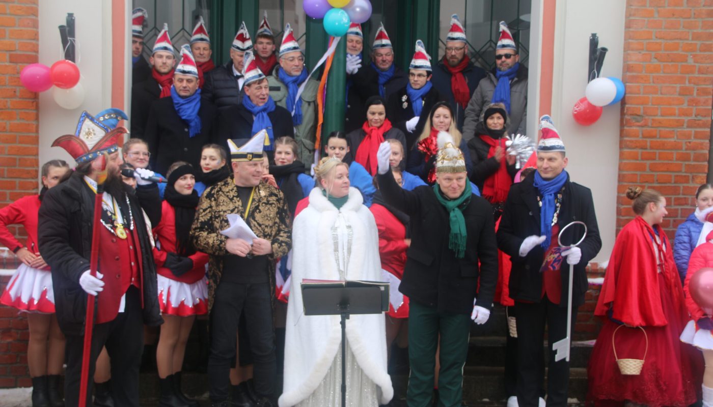 Rede vor dem Rathaus